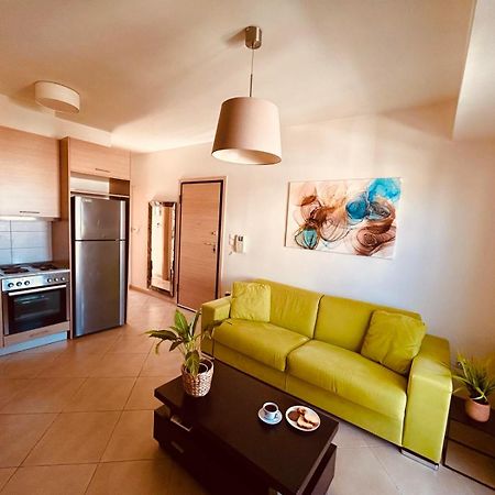 Central & Comfortable, With Acropolis View Atenas Exterior foto